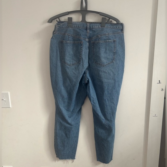 We The Free CRVY High Rise Button Fly Jeans 34 Distressed Raw Hem straight leg - Picture 2 of 6